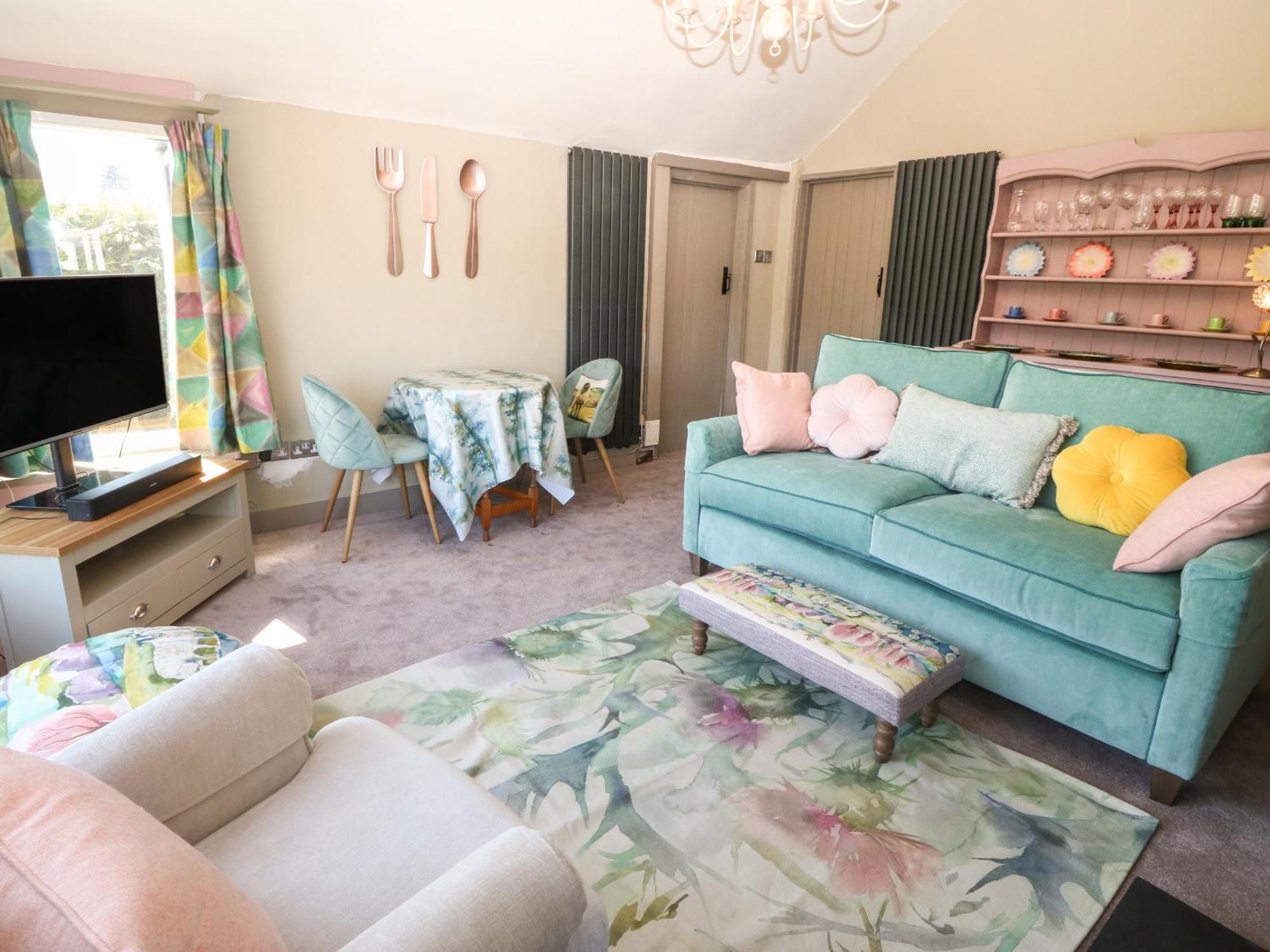 White Roses Retreat Villa Betws-y-Coed Bagian luar foto