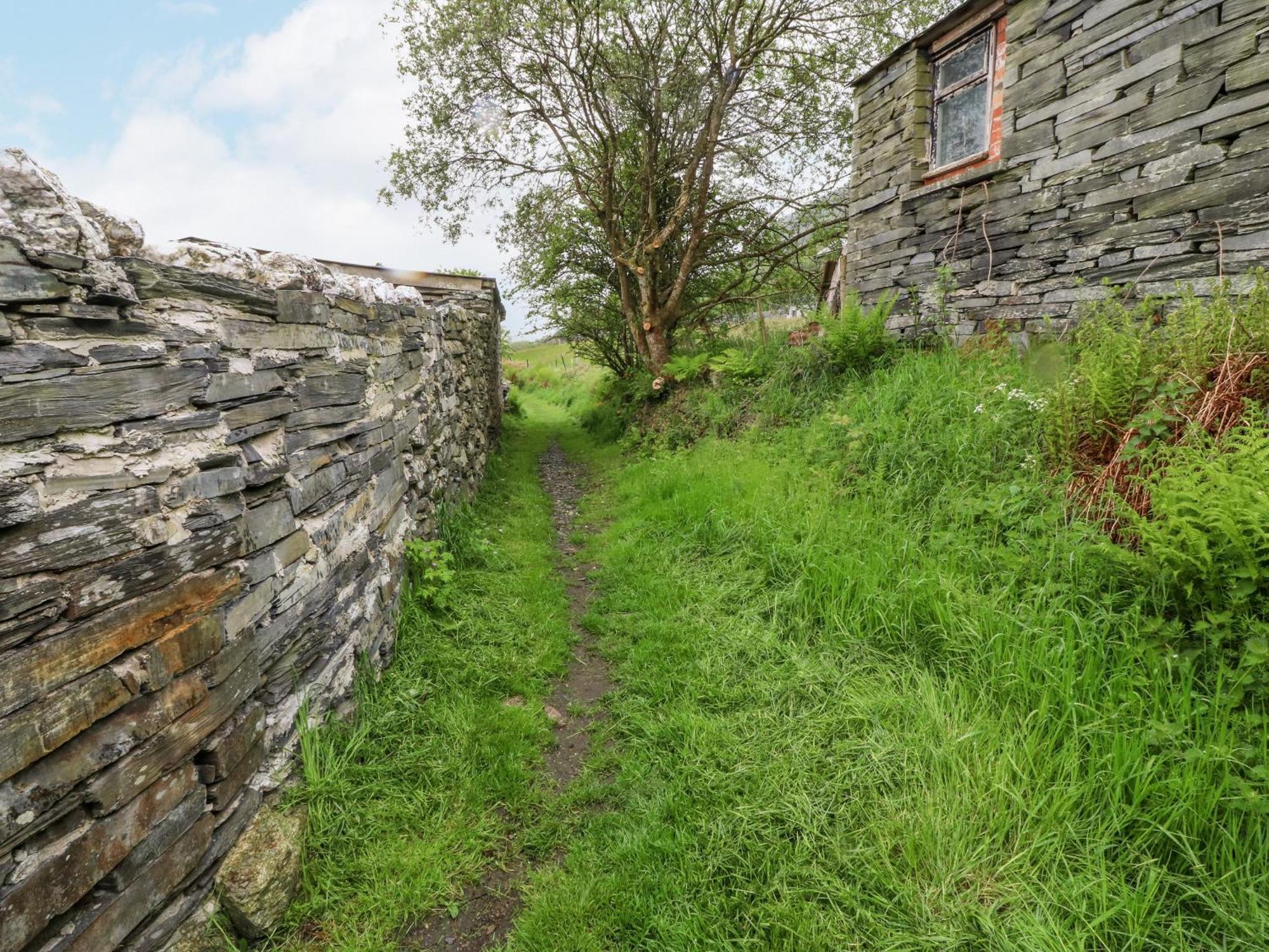 White Roses Retreat Villa Betws-y-Coed Bagian luar foto